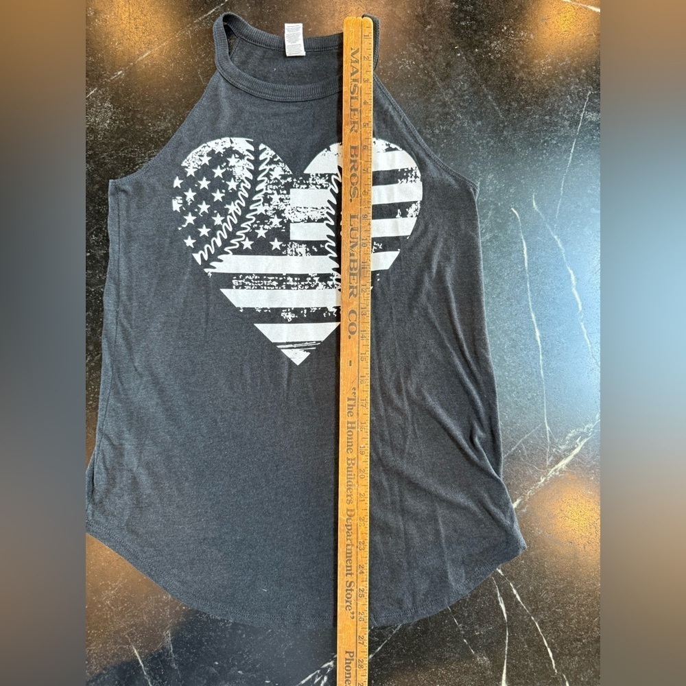 Baseball or Softball SMALL Black American Flag Heart Graphic Tank - Picture 5 of 7